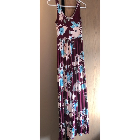SO Dresses & Skirts - 🌷NWOT So Juniors Floral Maxi Dress🌷
